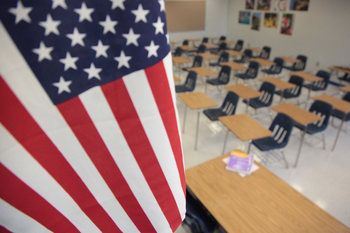 美国本科休学可以转学到澳洲吗?