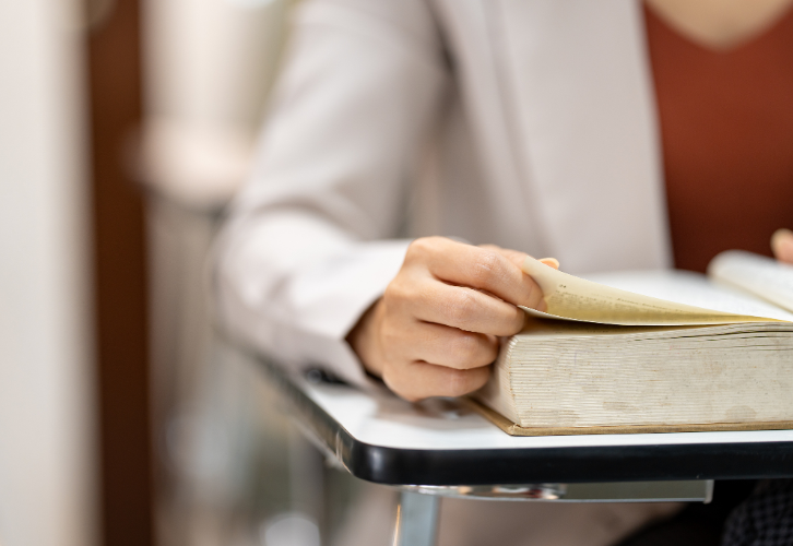 还在国外的留学生不能毕业要怎么办?